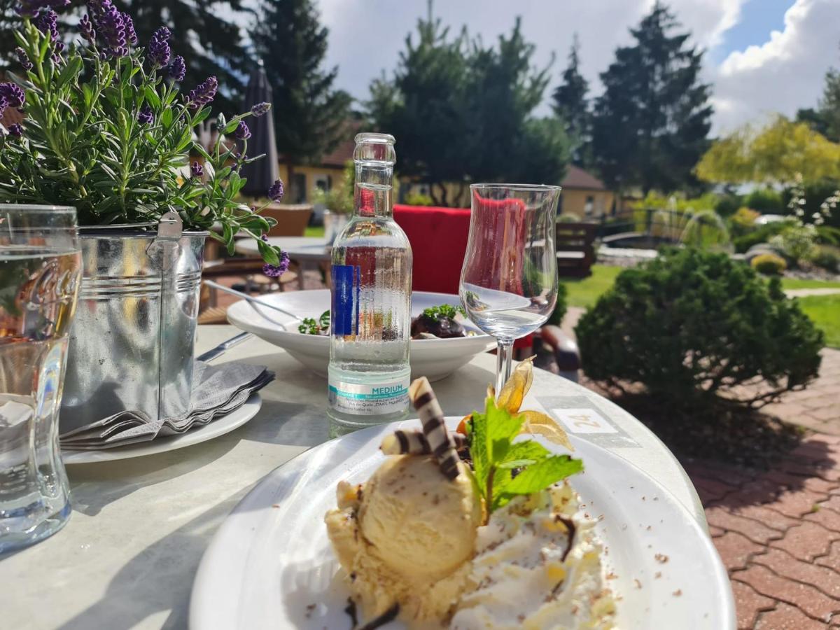 Hotel Pommerscher Hof Цинновіц Екстер'єр фото