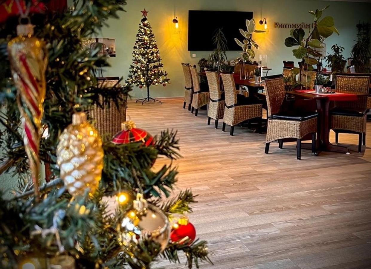 Hotel Pommerscher Hof Цинновіц Екстер'єр фото