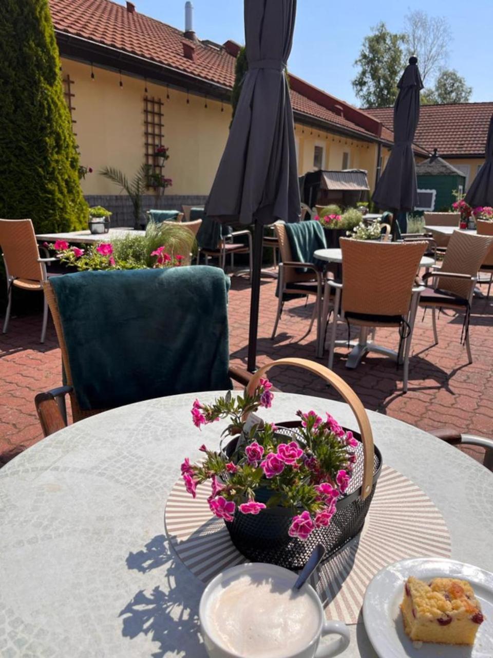 Hotel Pommerscher Hof Цинновіц Екстер'єр фото