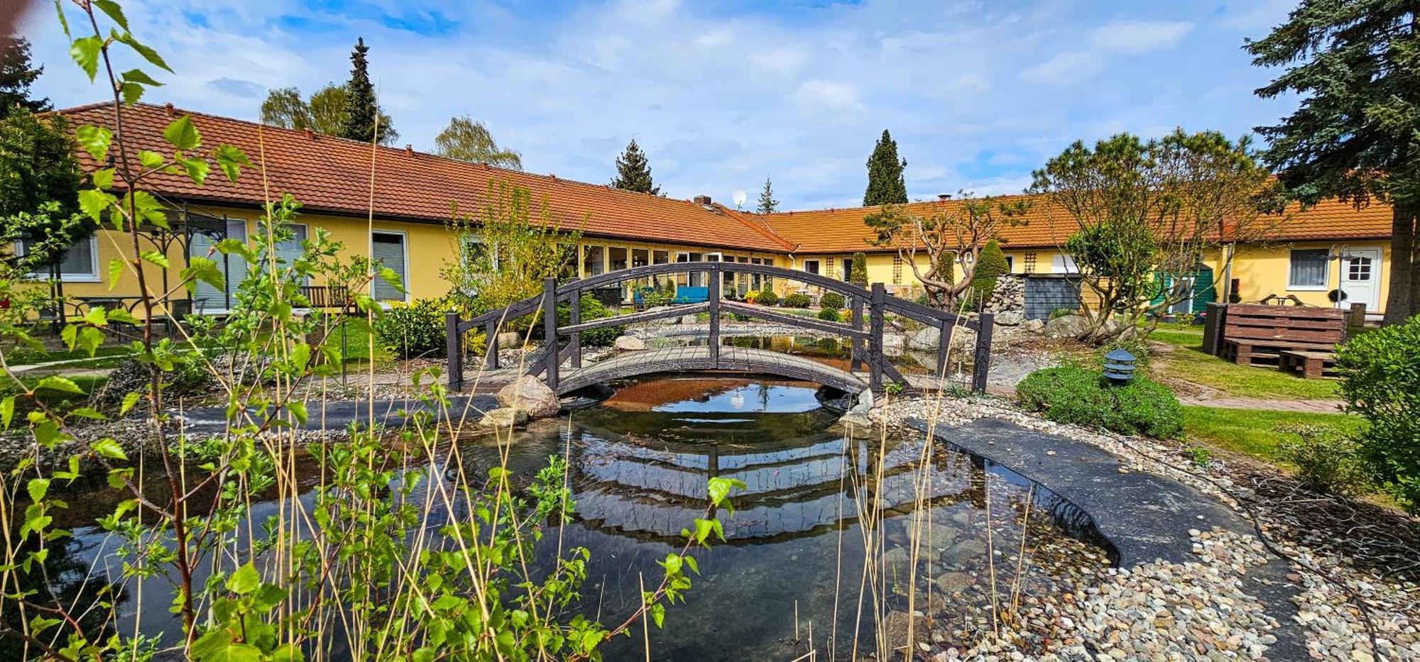Hotel Pommerscher Hof Цинновіц Екстер'єр фото