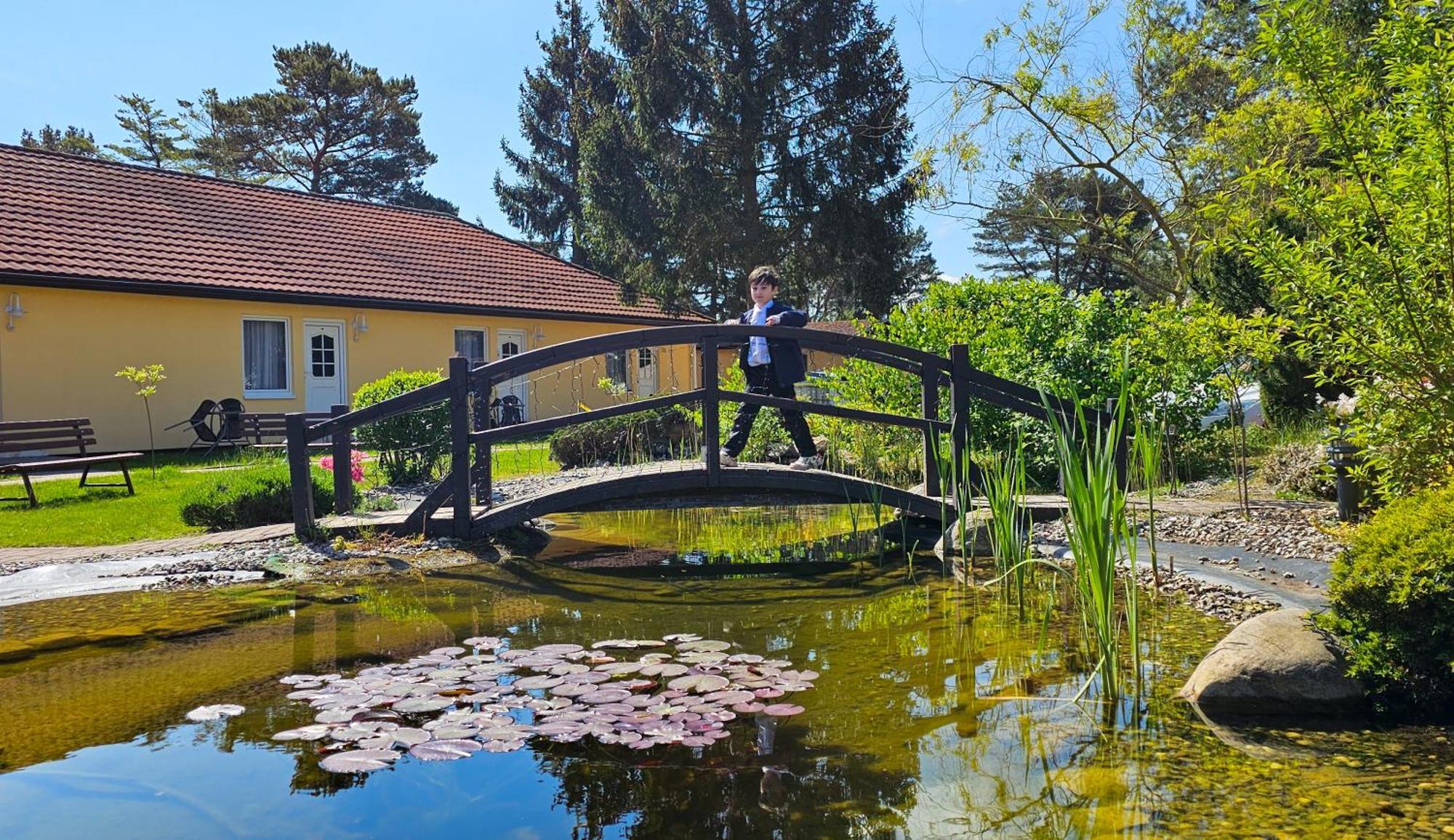 Hotel Pommerscher Hof Цинновіц Екстер'єр фото