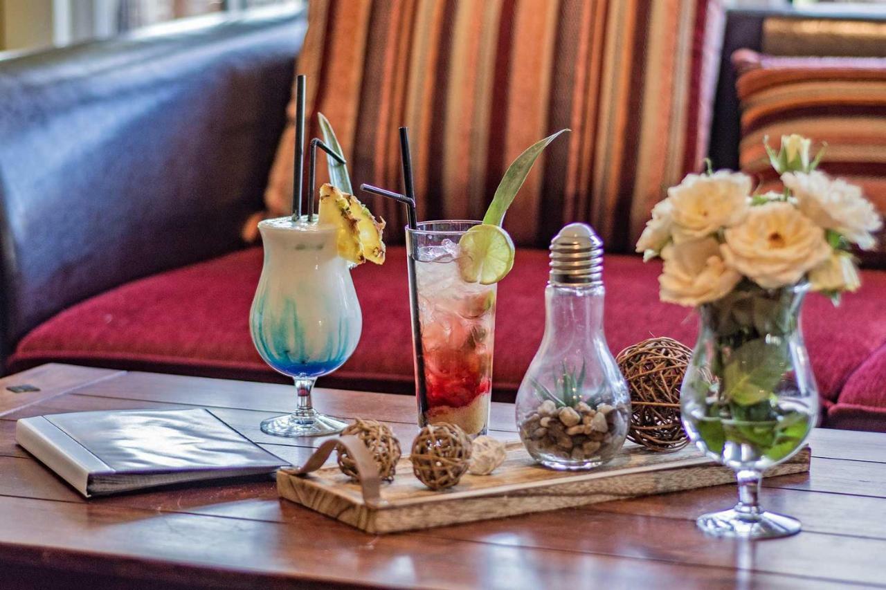 Hotel Pommerscher Hof Цинновіц Екстер'єр фото